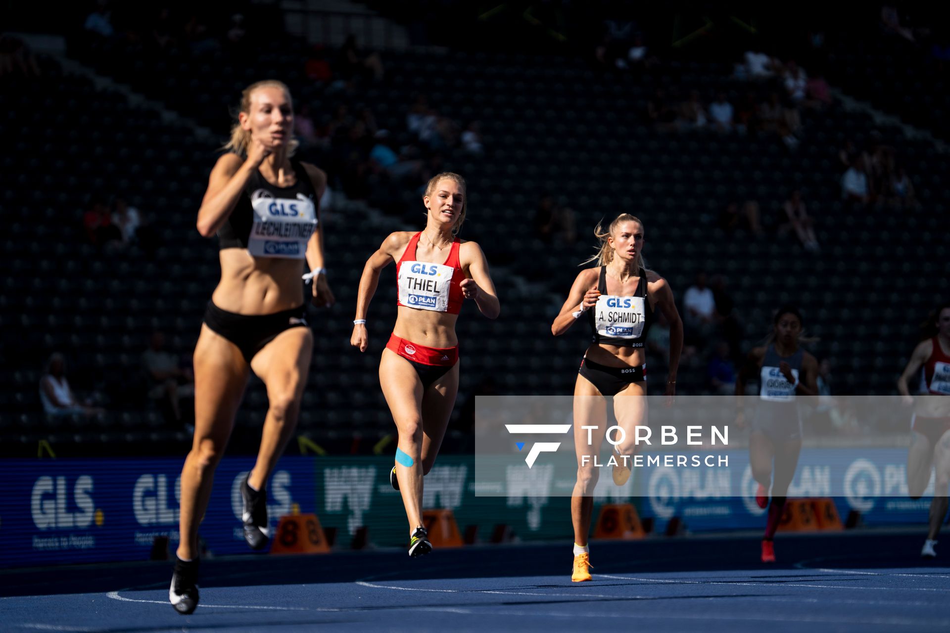 Luna Thiel (VfL Eintracht Hannover) im 400m Finale waehrend der deutschen Leichtathletik-Meisterschaften im Olympiastadion am 26.06.2022 in Berlin